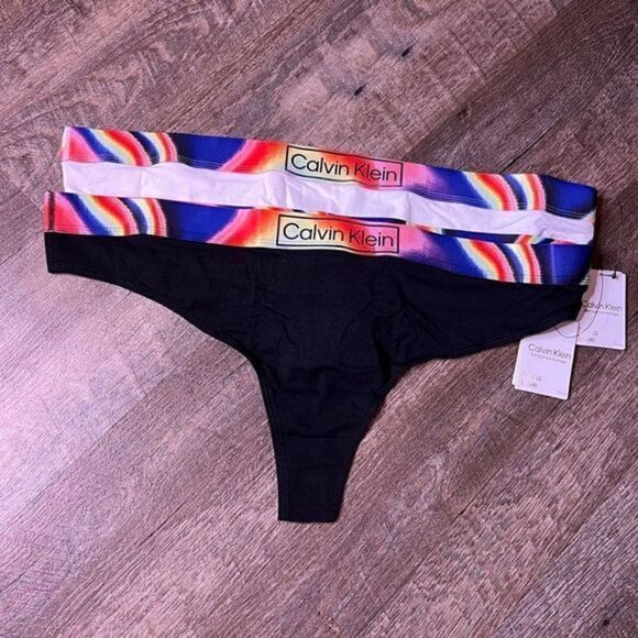 Calvin Klein Plus Size CK Reimagined Heritage Pride Thong Panty-Set of 2-Size 3X - Picture 1 of 8